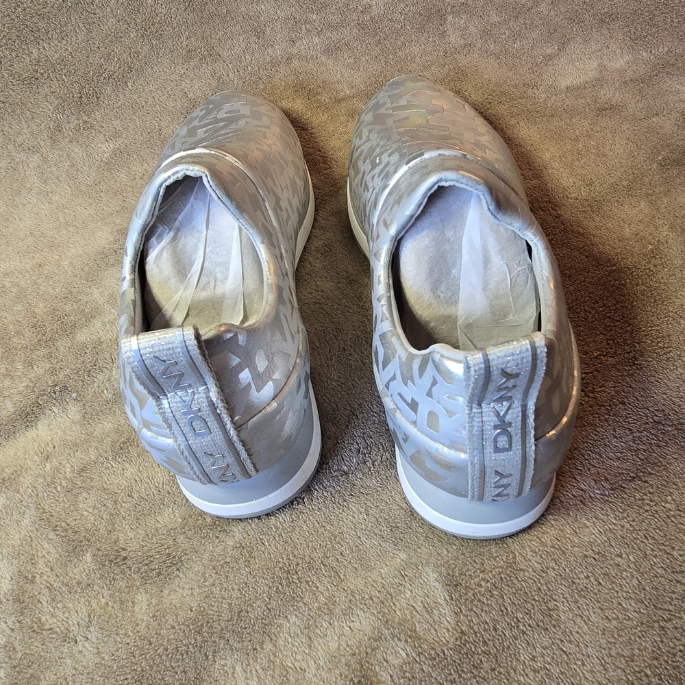DKNY Silver Sneakers Low-Top Casual